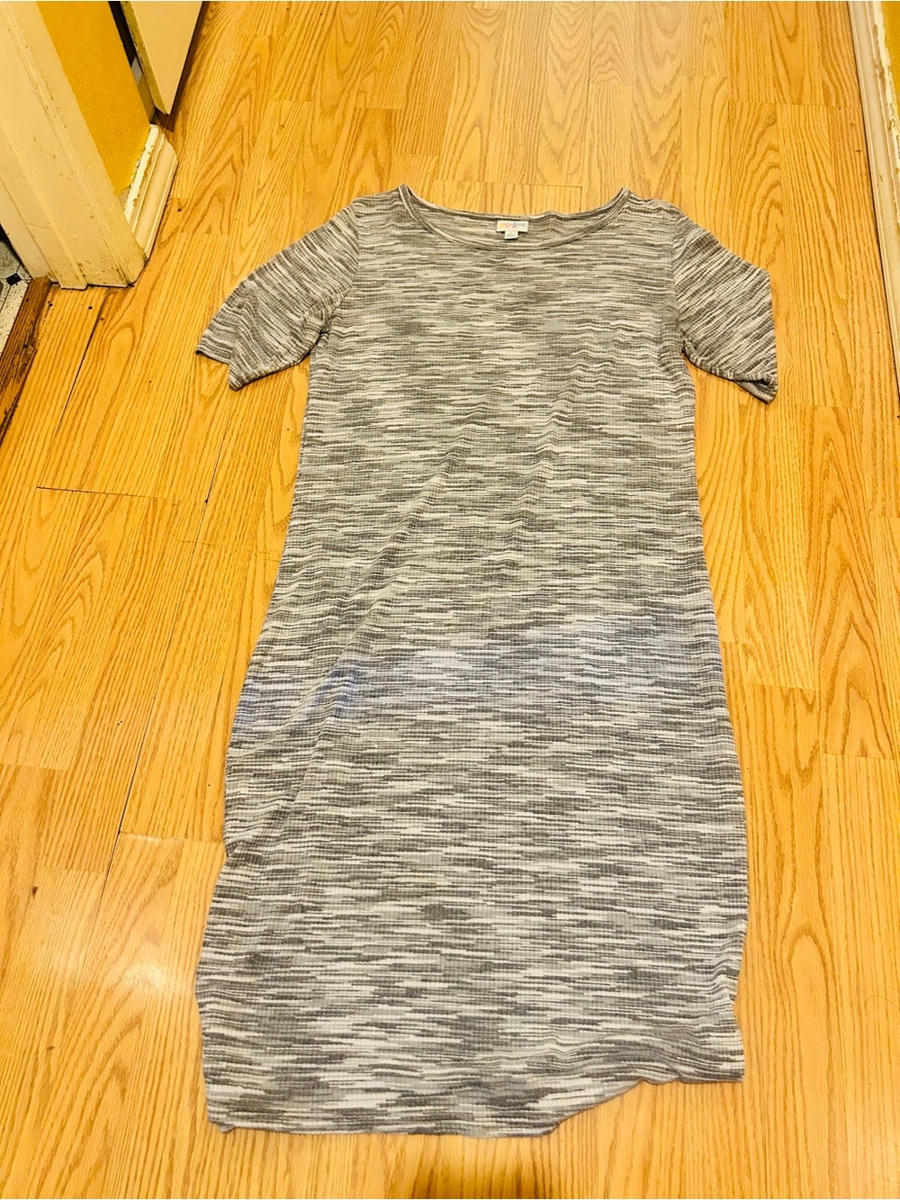 LulaRoe Gray Short-Sleeve Knit Dress sz L